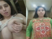 Desi Girl Play With Her Big Boobs