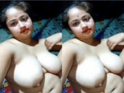 Hot Desi Bhabhi Shows her Big Boobs and Pussy